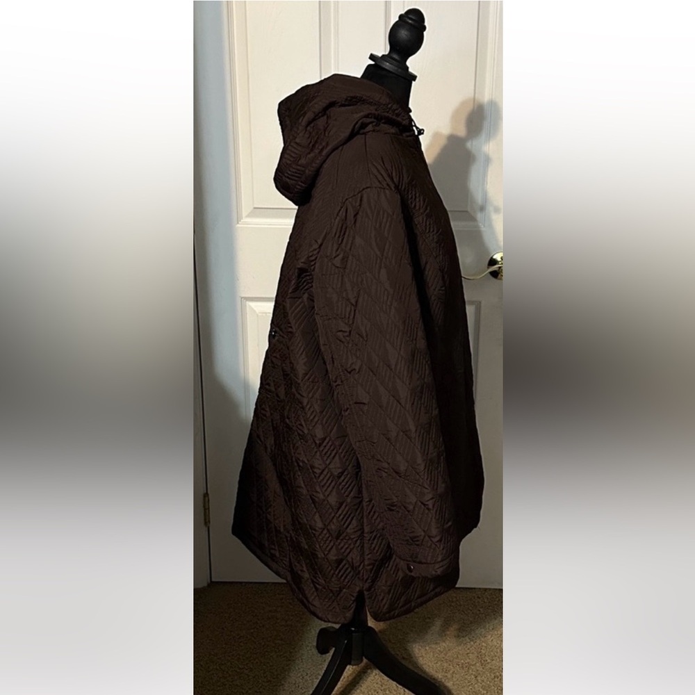 NWT Avenue Womens Jacket 26/28 Quilted Coat Dark Rich Brown Lightweight yet Warm - Picture 4 of 11
